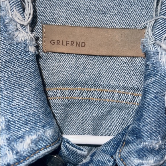 GRLFRND Cara Cropped Jean Jacket in Mary Jane Size XS - Picture 8 of 8